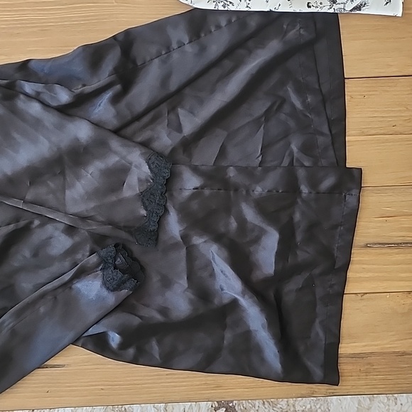 3 Piece Intimates/ Sleepwear Set By Apt. 9 - Picture 6 of 16